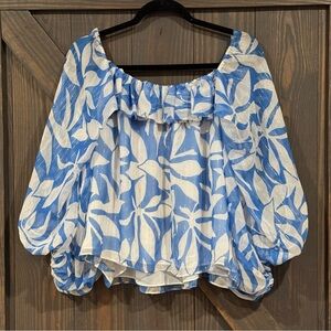 Marie‎ Oliver Women's Blue and White Floral Ruffle Blouse Size Small